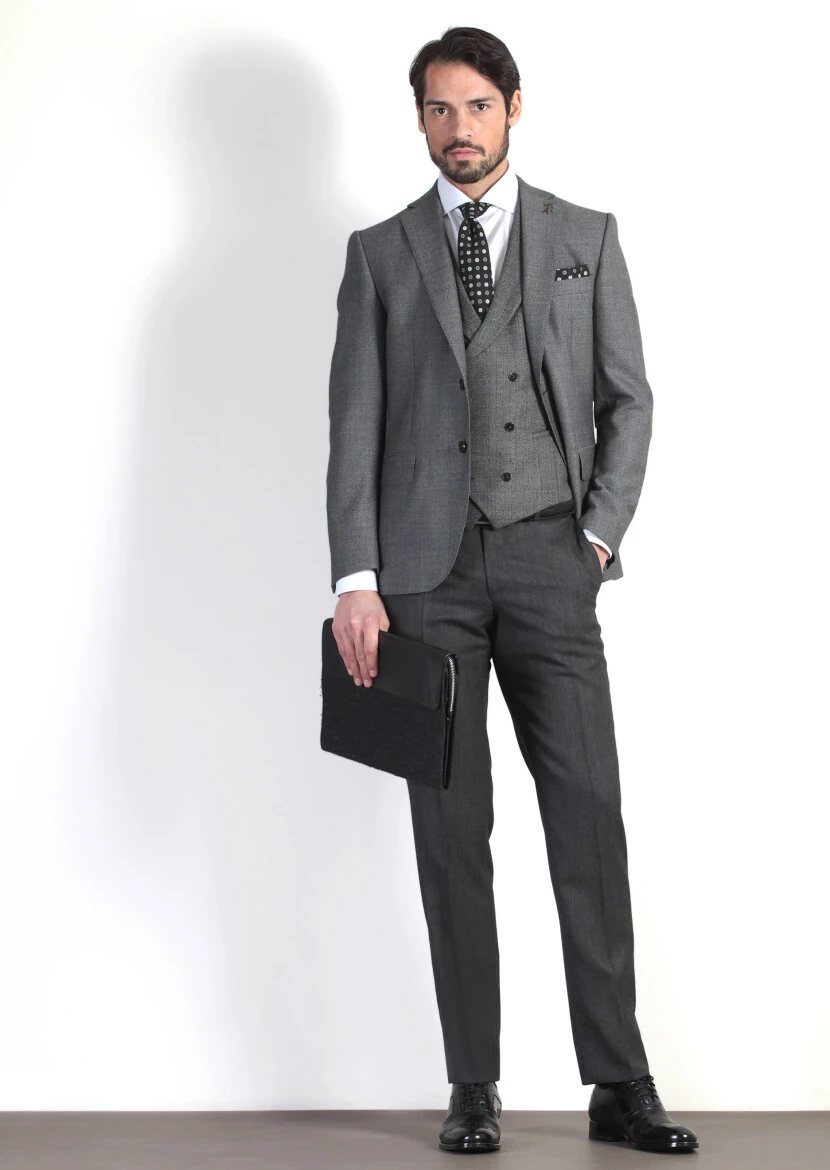 Hard Coal Suit With Waistcoat - 1