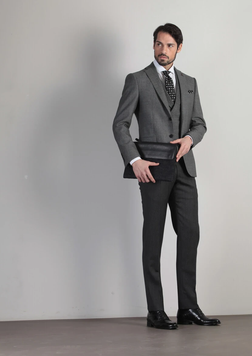 Hard Coal Suit With Waistcoat - 4