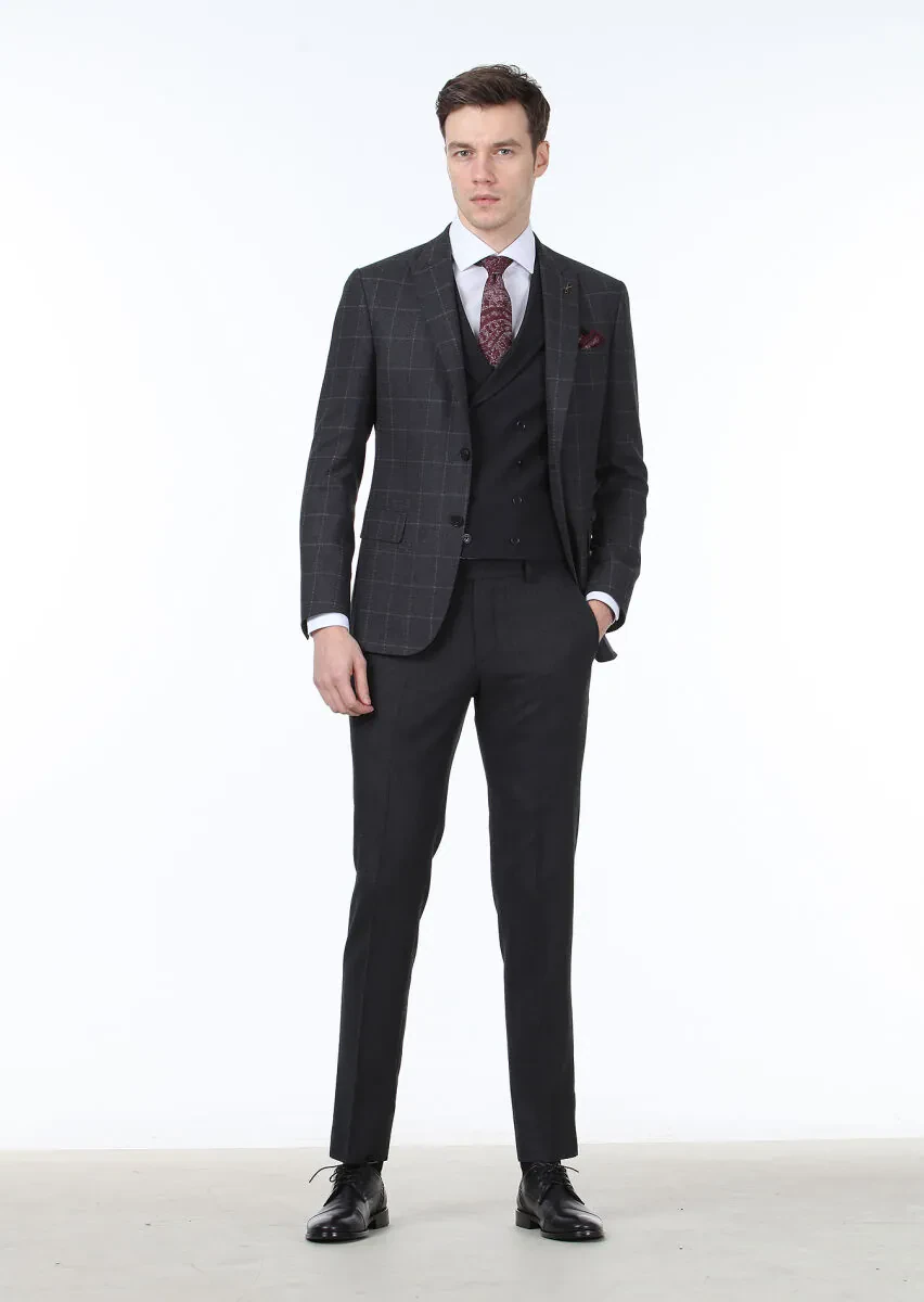 Hard Coal Suit With Waistcoat - 1