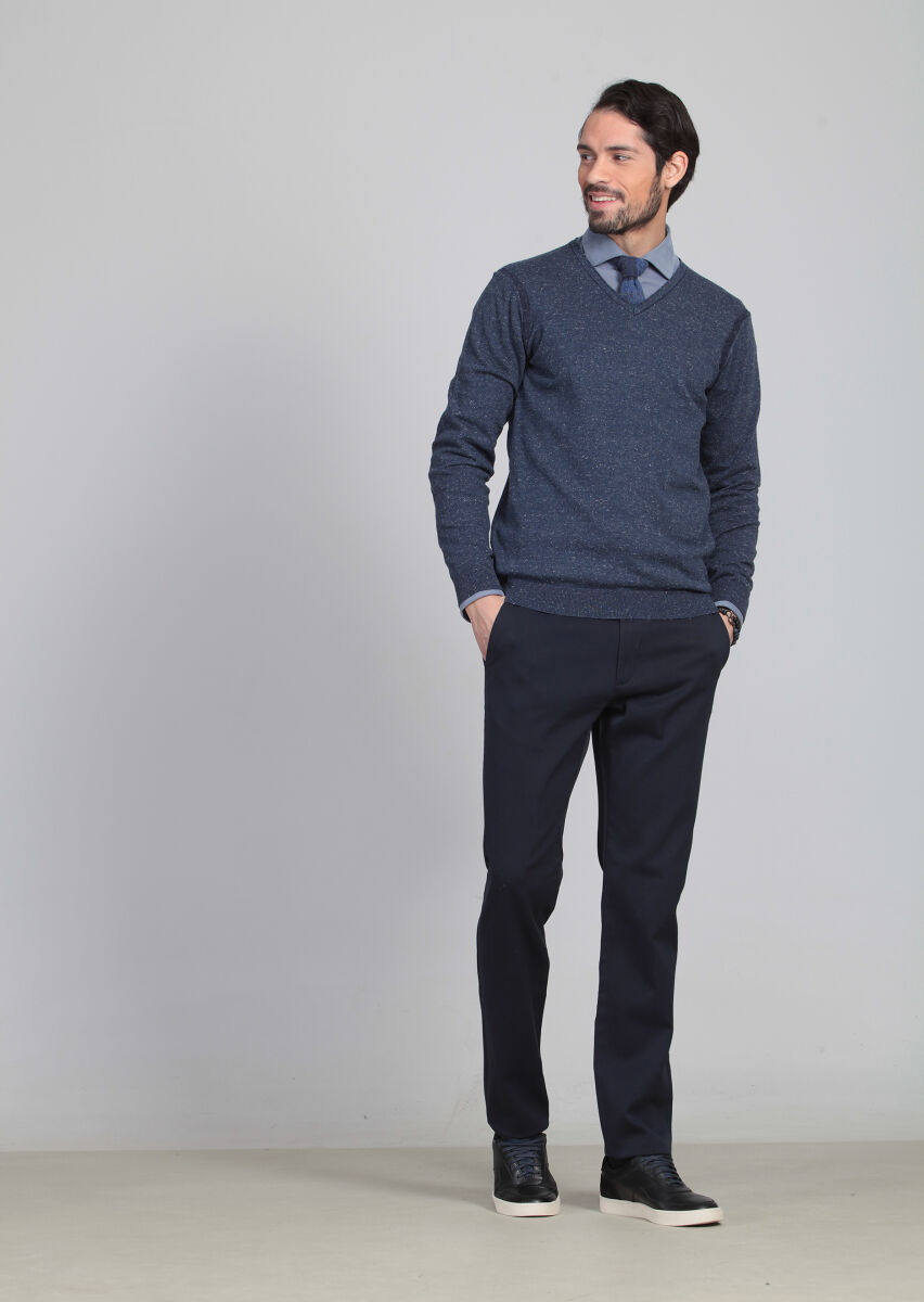 İndigo V Yaka Jakarlı İpek Karışımlı Triko Kazak - 3