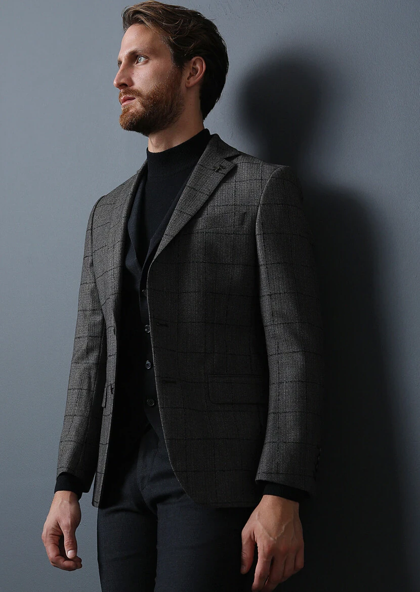 Kahverengi Yelekli Takım Elbise - 2