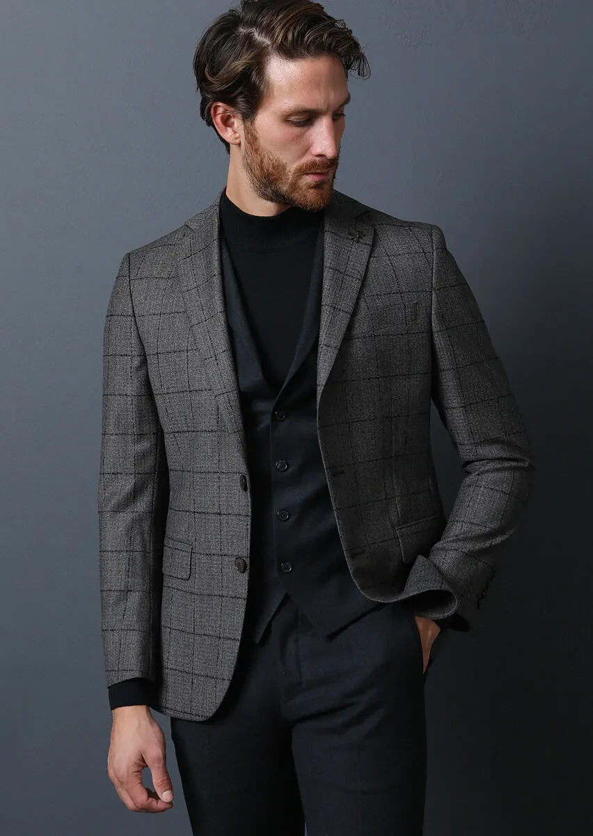 Kahverengi Yelekli Takım Elbise - 4