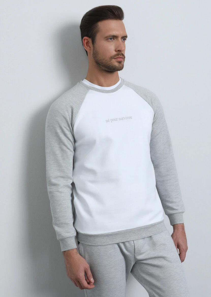 Kırık Beyaz Baskılı Sweatshırt - 1