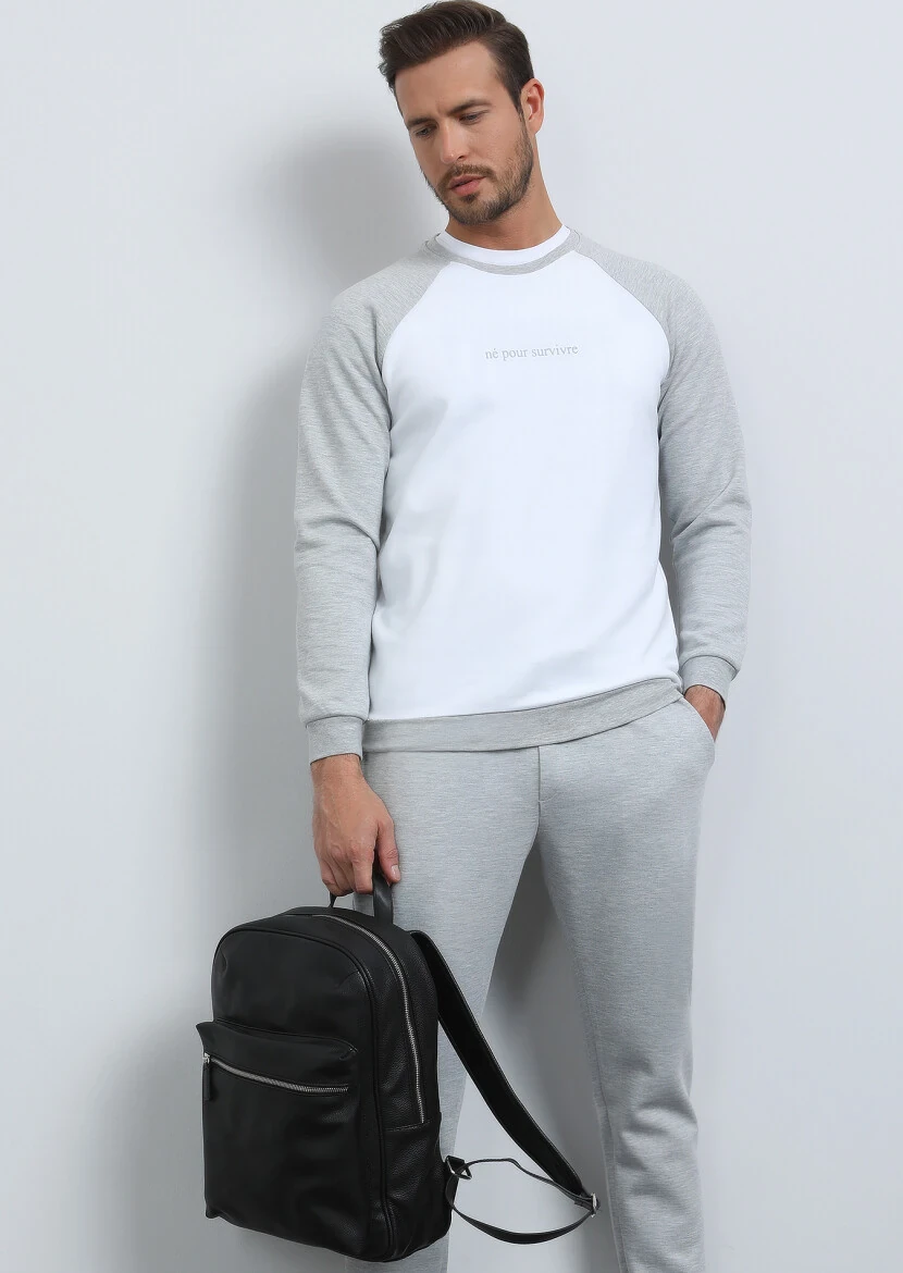 Kırık Beyaz Baskılı Sweatshırt - 3