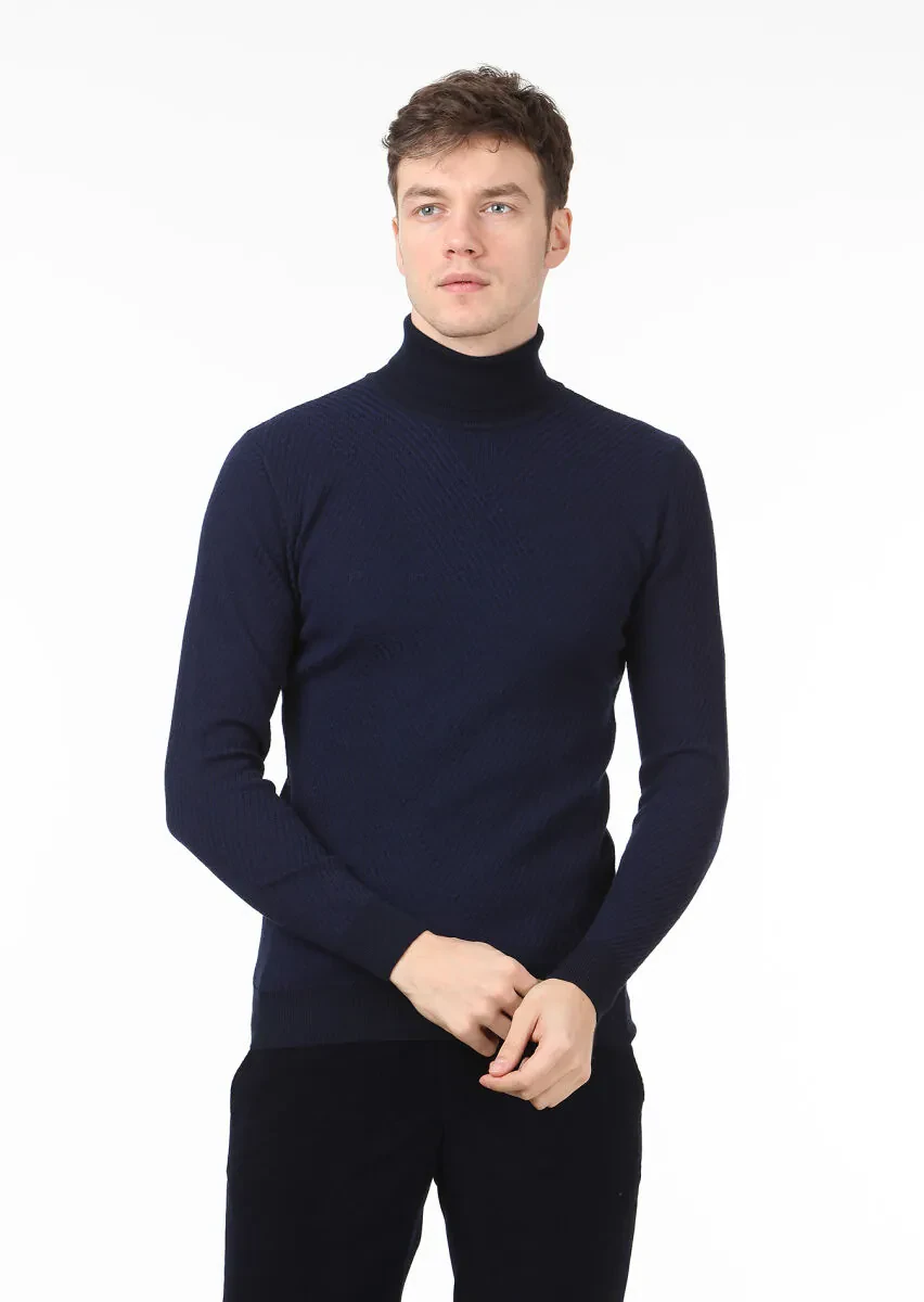 Lacivert Tam Balıkçı Yaka Jakarlı Yün Karışımlı Triko Kazak - 1