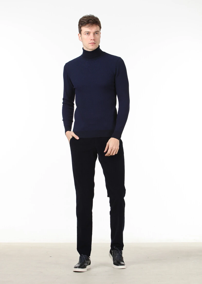 Lacivert Tam Balıkçı Yaka Jakarlı Yün Karışımlı Triko Kazak - 3