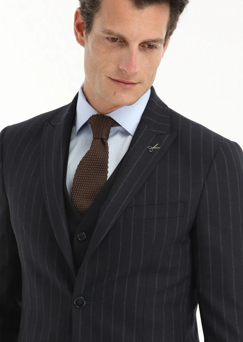 Lacivert Yelekli Takım Elbise - 4