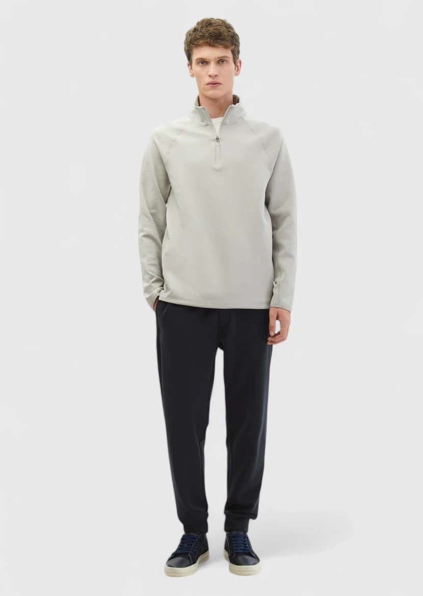 Light Grey Turtleneck Plain Sweatshirt - RAMSEY