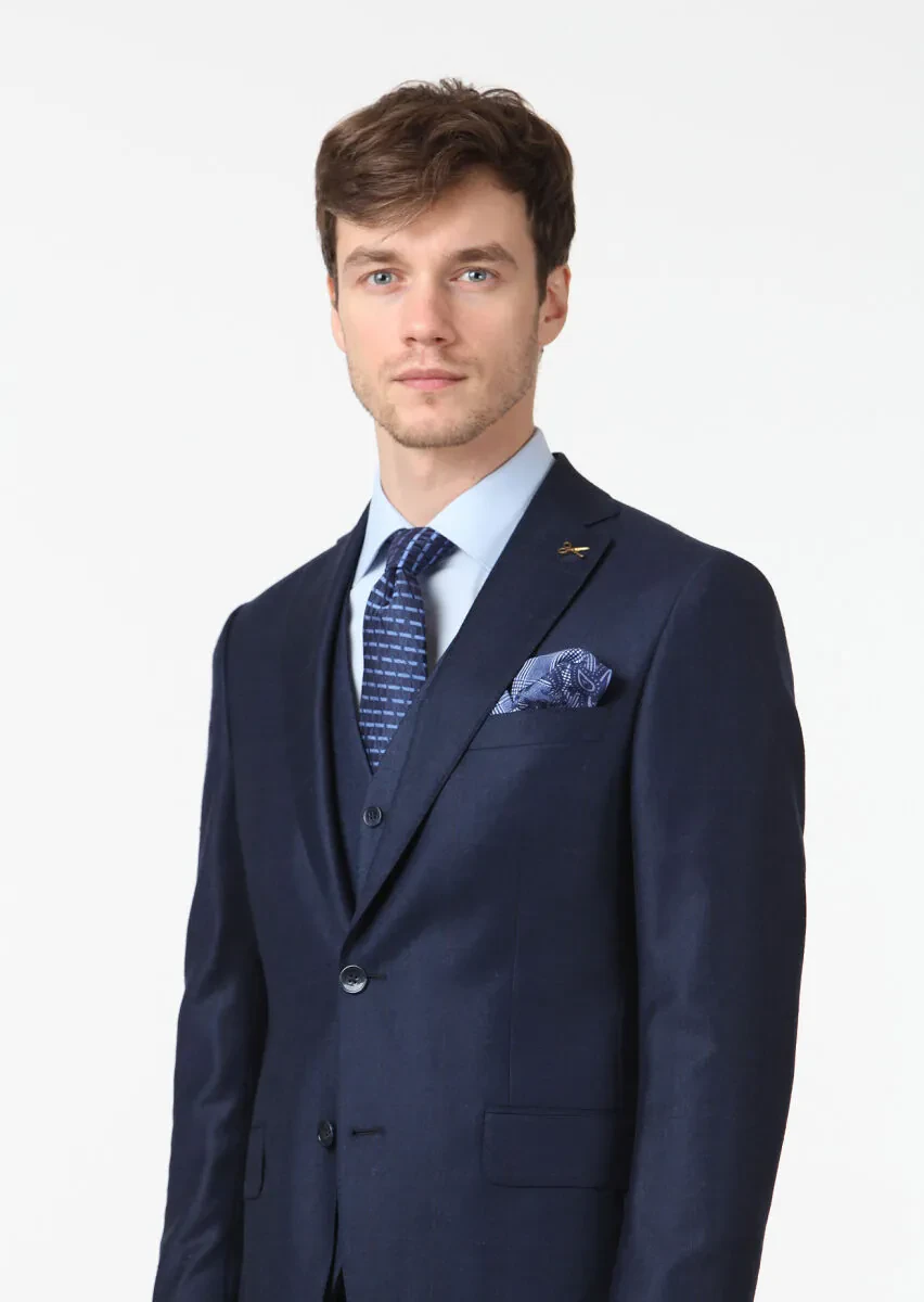 Navy Blue Suit With Waistcoat - 3