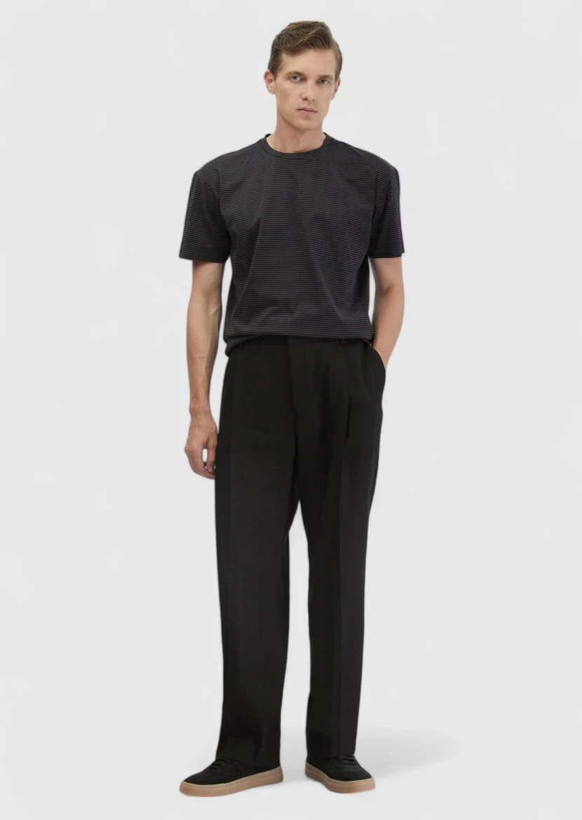 Siyah Çizgili Bisiklet Yaka %100 Pamuk T-Shirt 