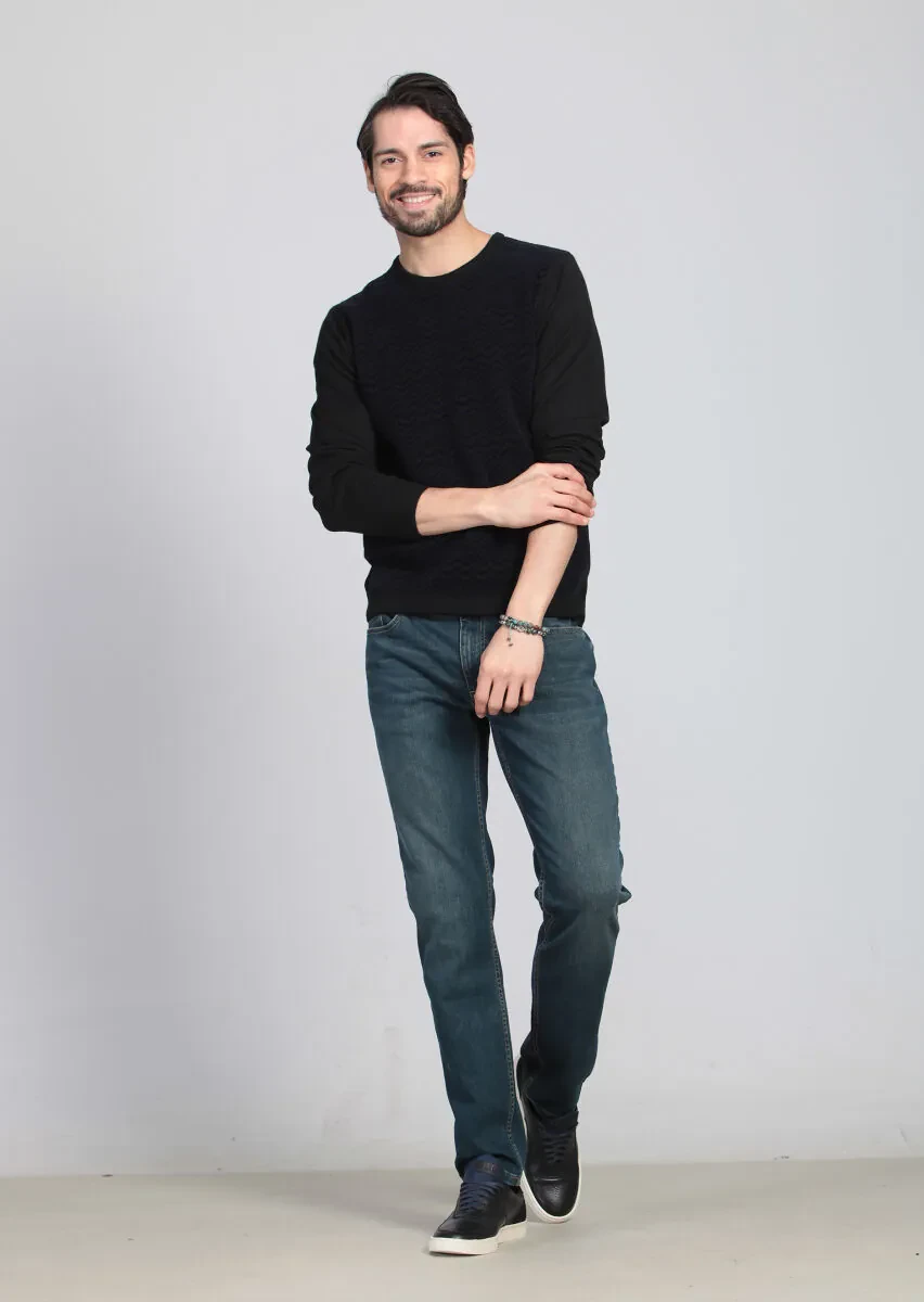 Siyah Jakarlı Yün Karışımlı Triko Kazak - 1