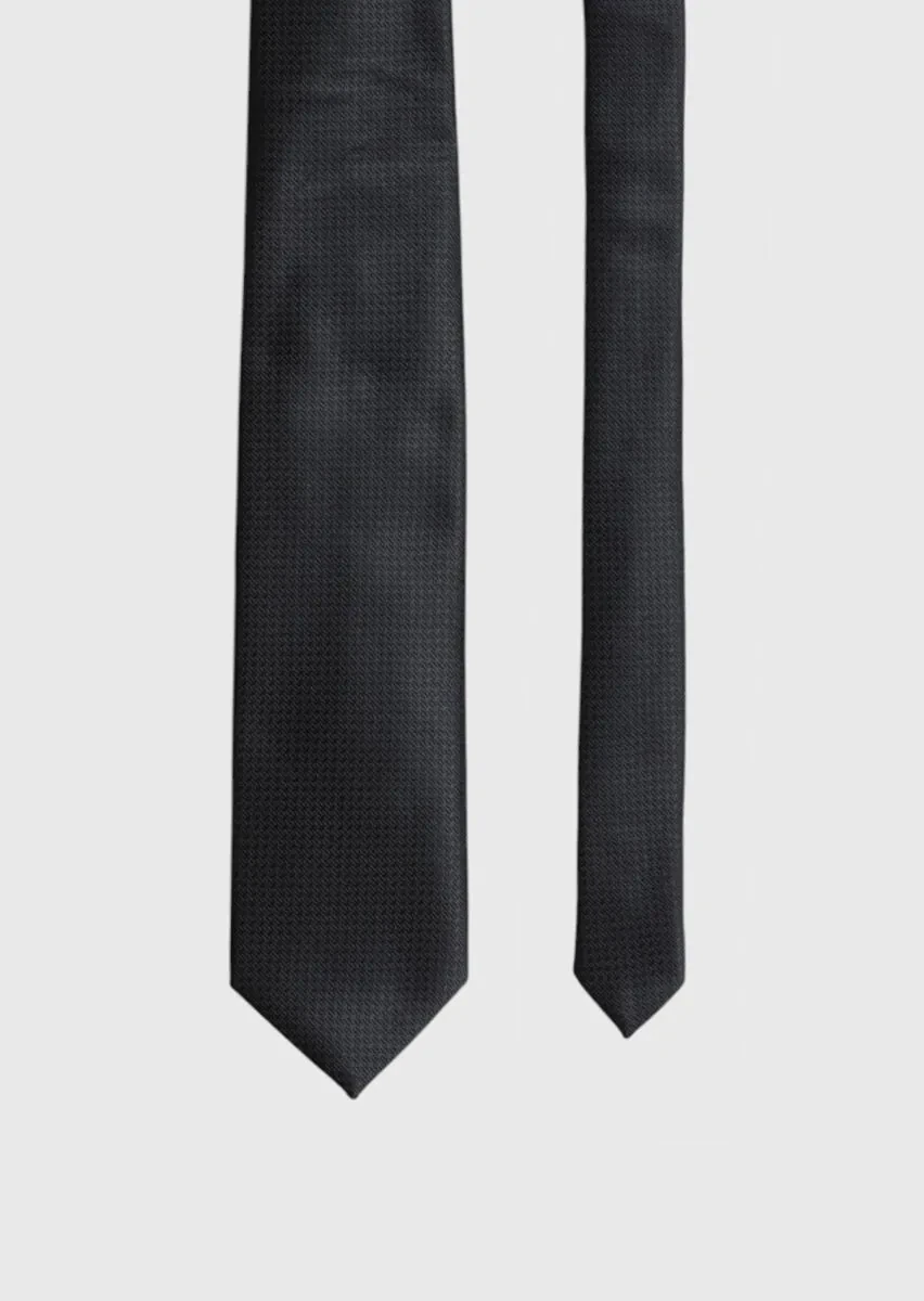 Siyah Kravat - 1
