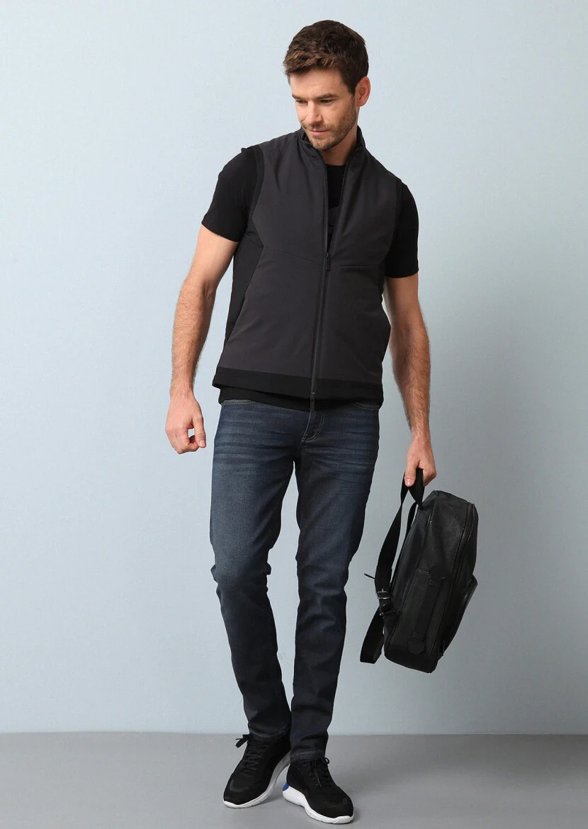 Siyah Regular Fit Dik Yaka Casual Dokuma Spor Yelek - 1