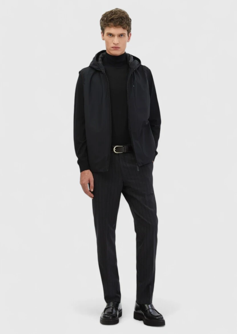 Siyah Regular Fit Kapüşonlu Casual Dokuma Spor Yelek - RAMSEY