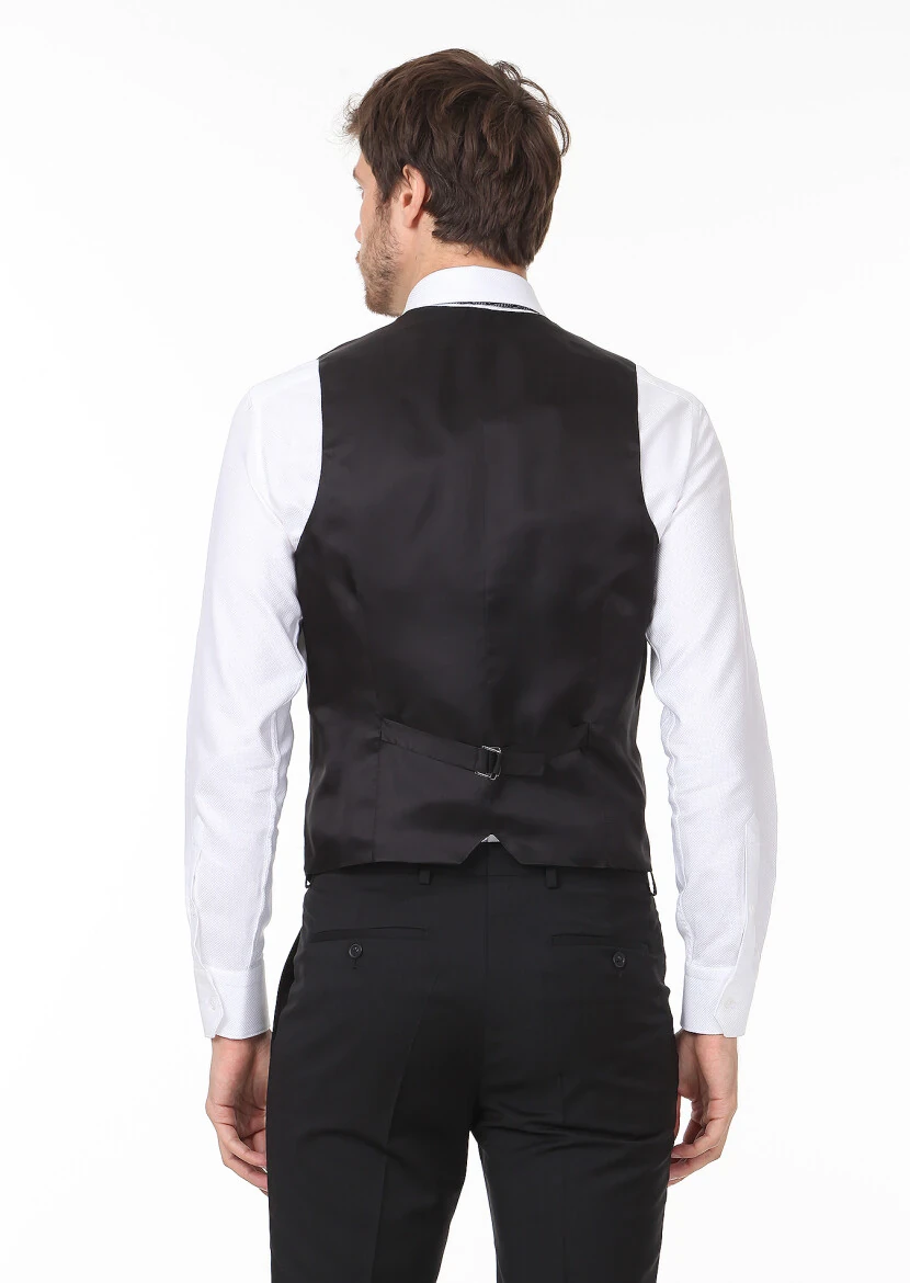 Siyah Yelekli Takım Elbise - 5