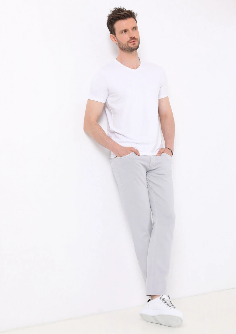 White Plain V-Neck Cotton Blended T-Shirt - 3